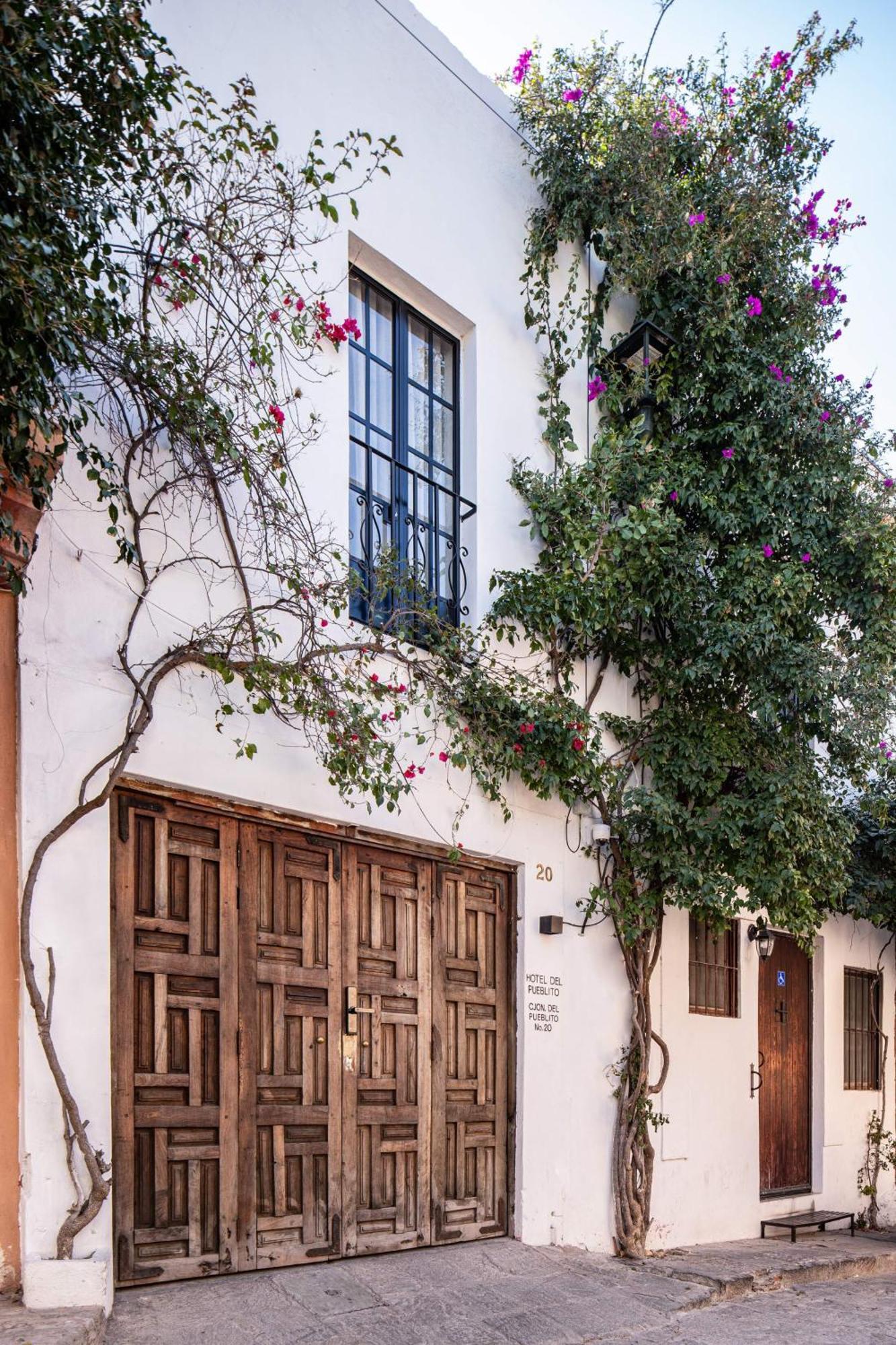 Holt Hotel Del Pueblito Альенде Экстерьер фото