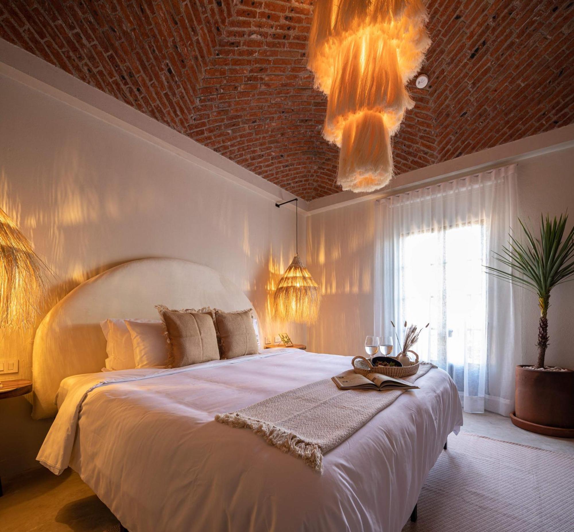 Holt Hotel Del Pueblito Альенде Экстерьер фото
