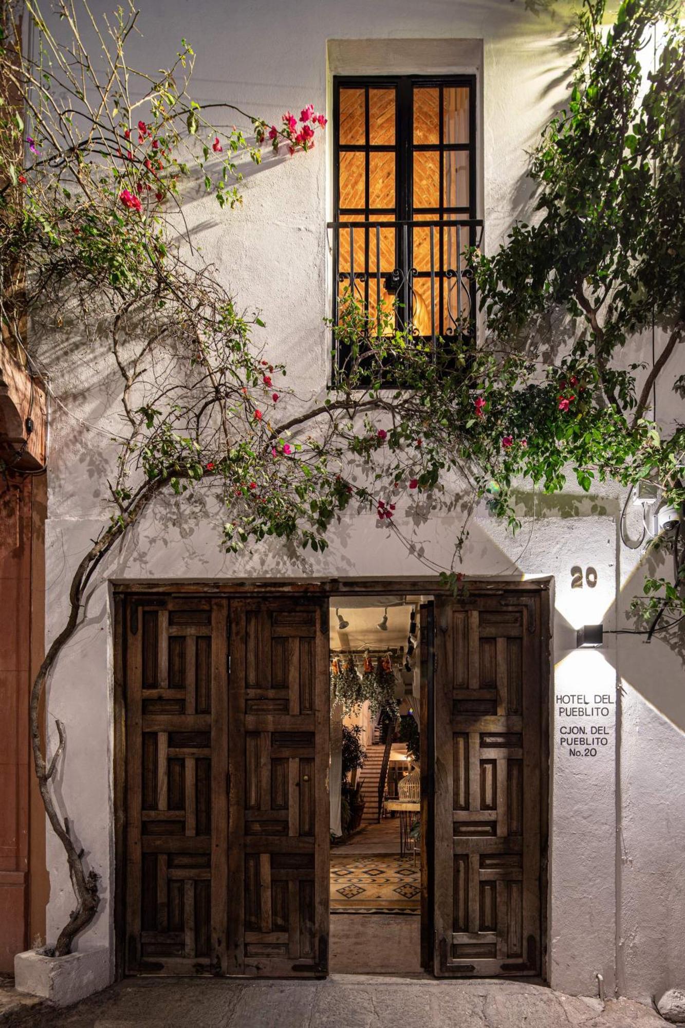 Holt Hotel Del Pueblito Альенде Экстерьер фото